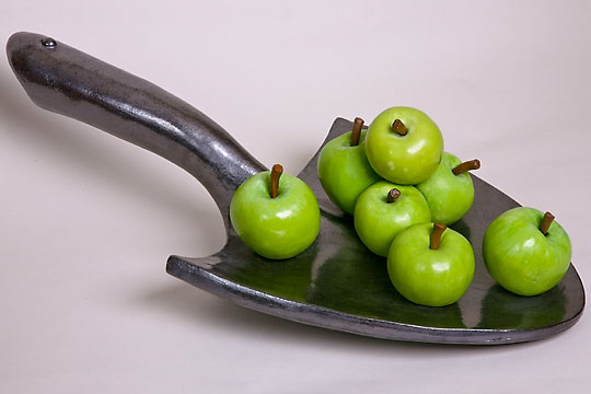 Granny Smith Shovel, ©2008 Victor Cicansky